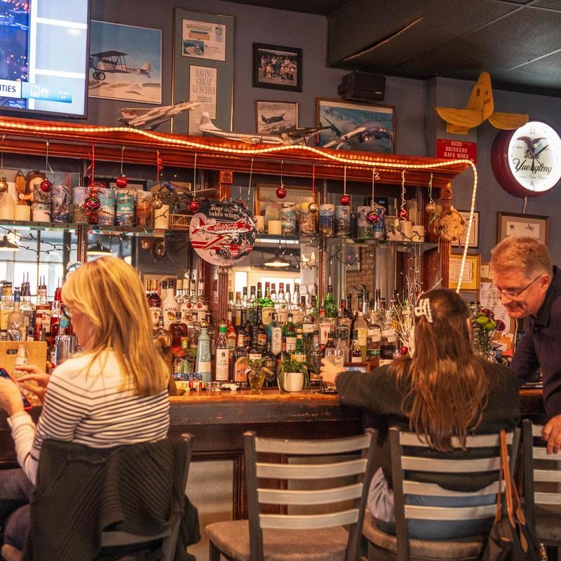 Downwind Restaurant and Lounge