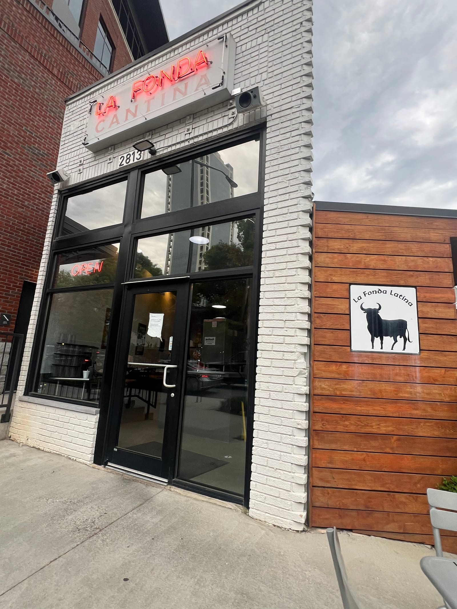 La Fonda Latina