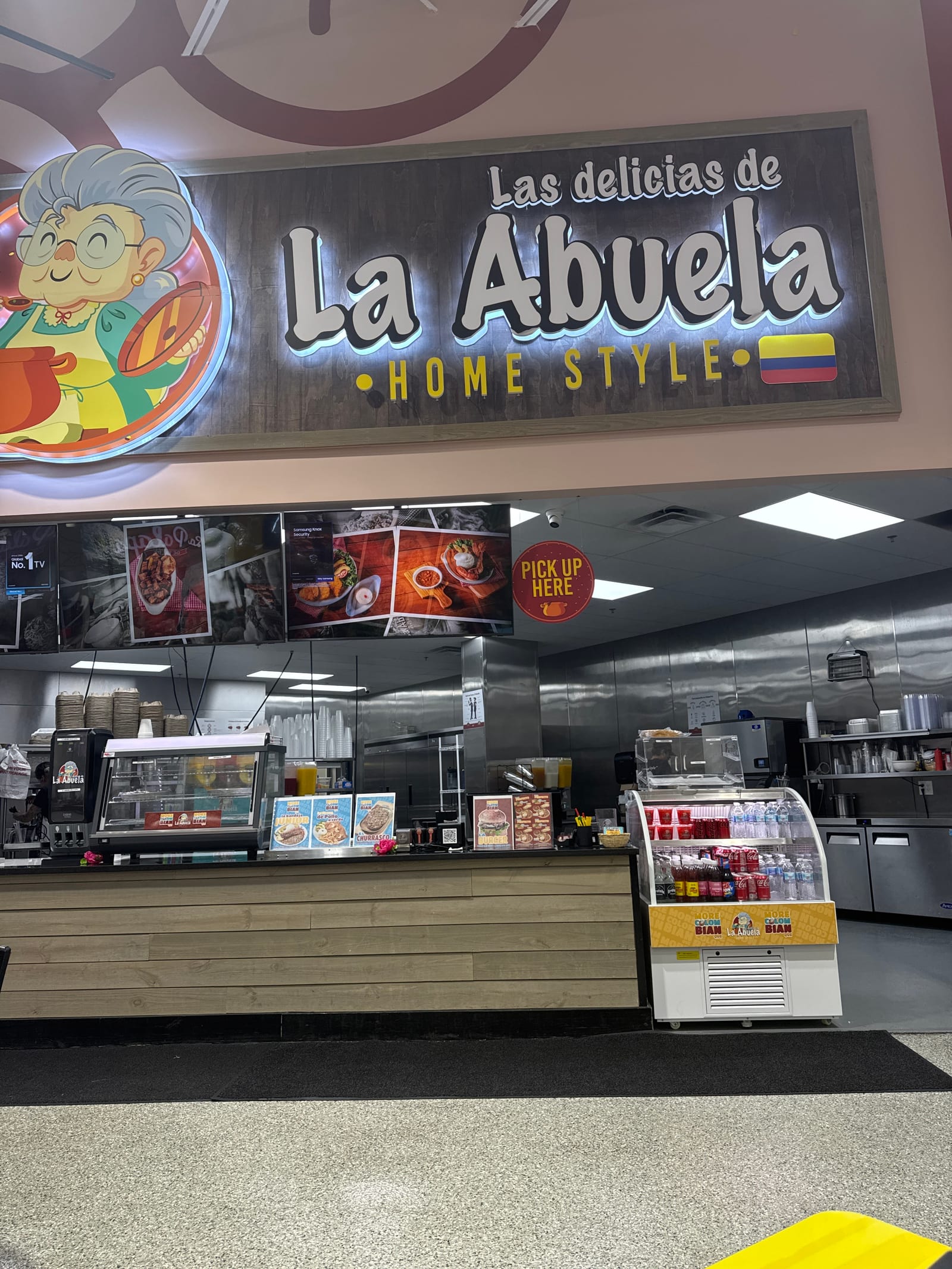 Las Delicias De La Abuela “Inside Supermarket Talpa”