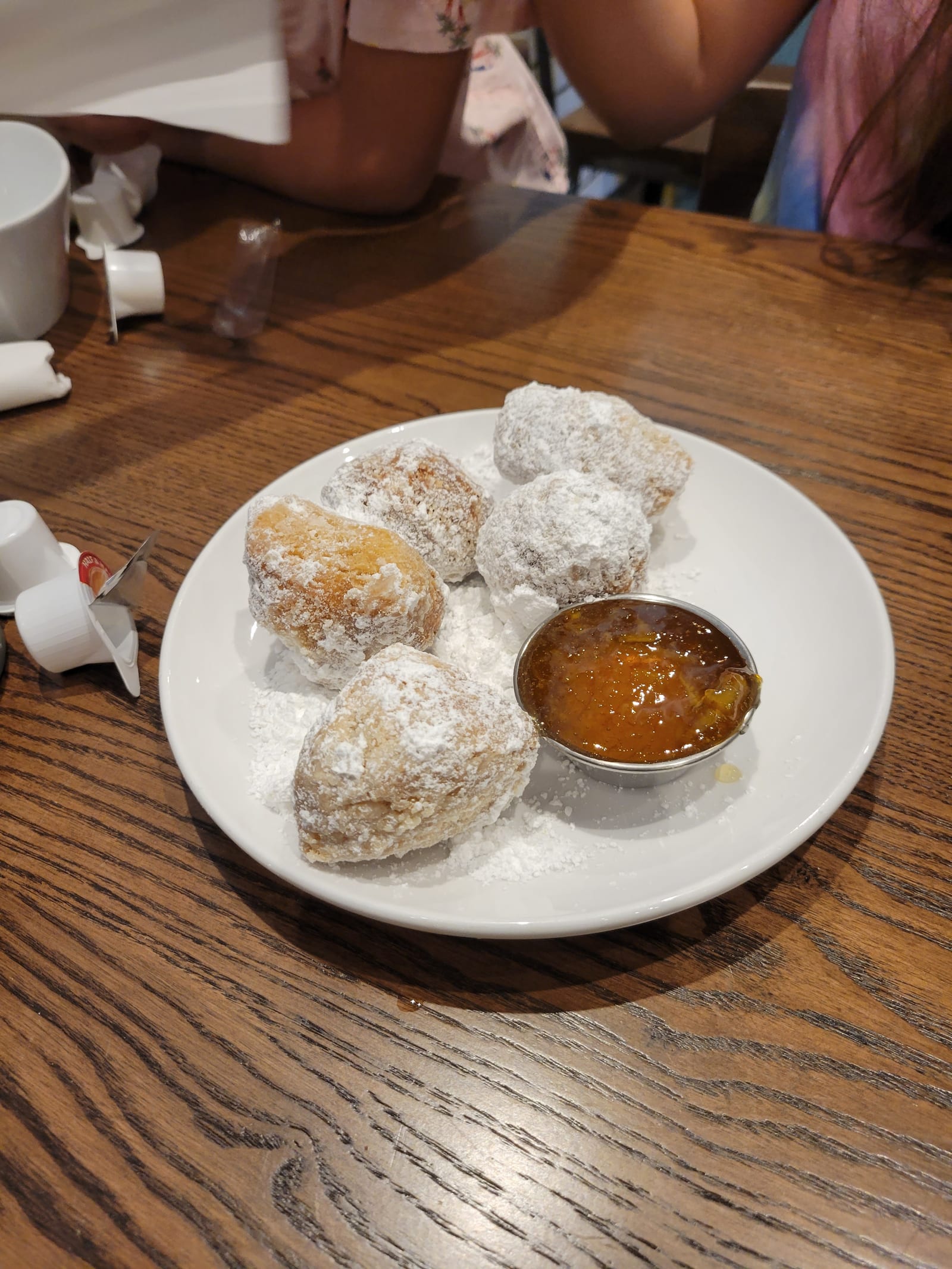 Another Broken Egg Cafe