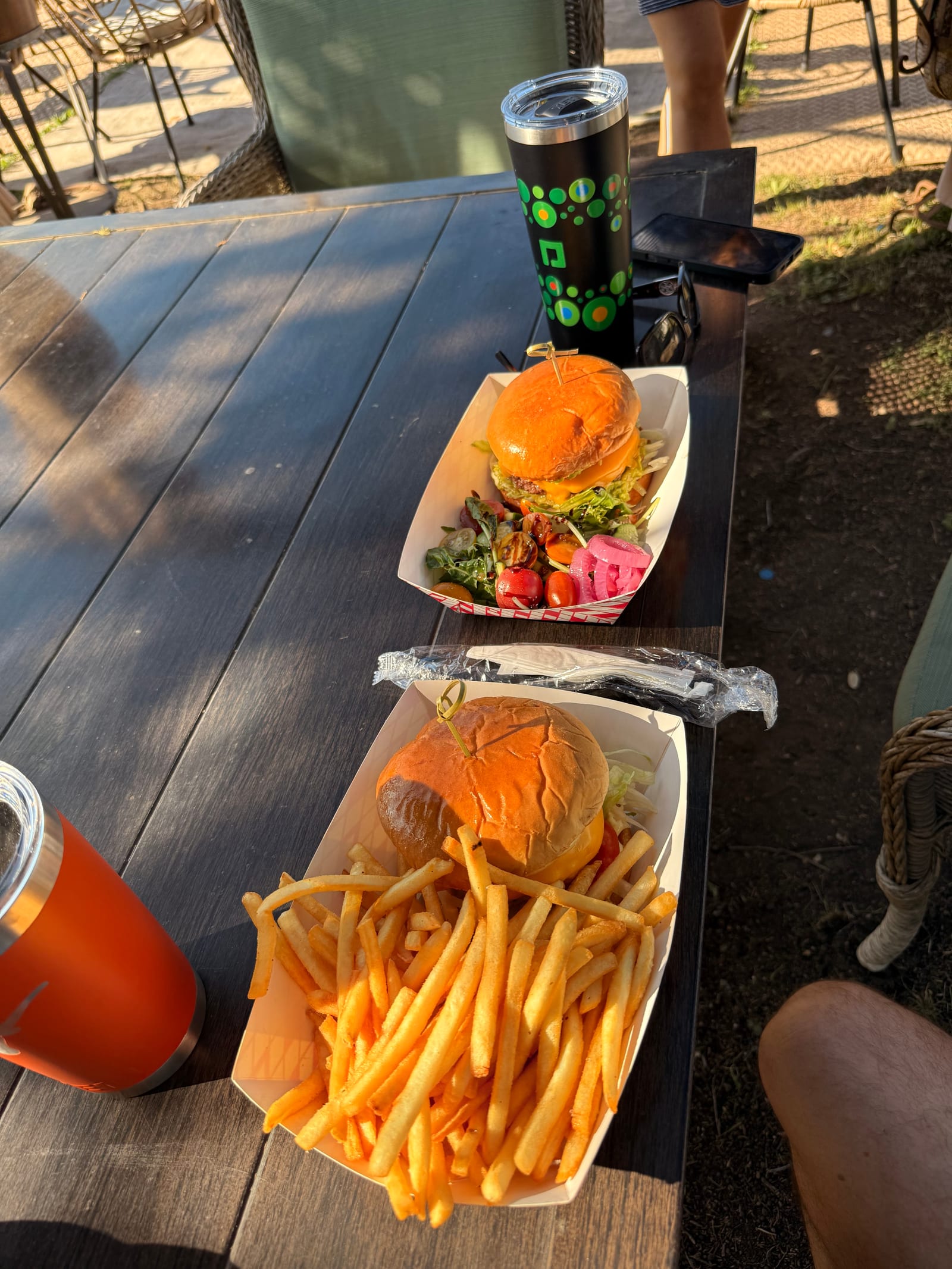 Lana’s Burgers & More