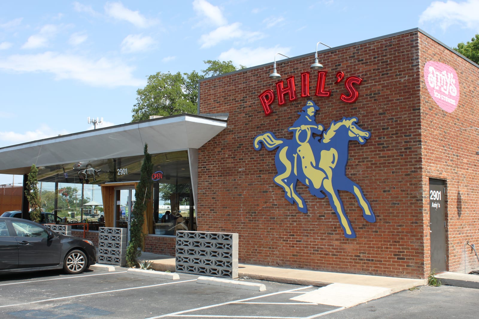 Phil's Ice House