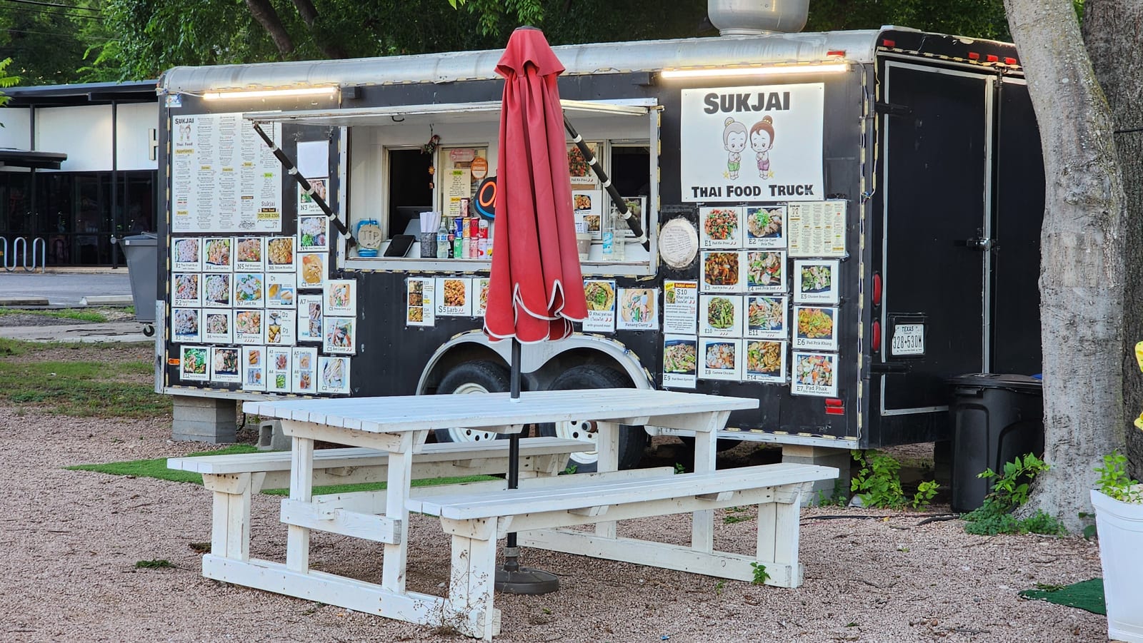 Sukjai Thai Food ( Food Truck )
