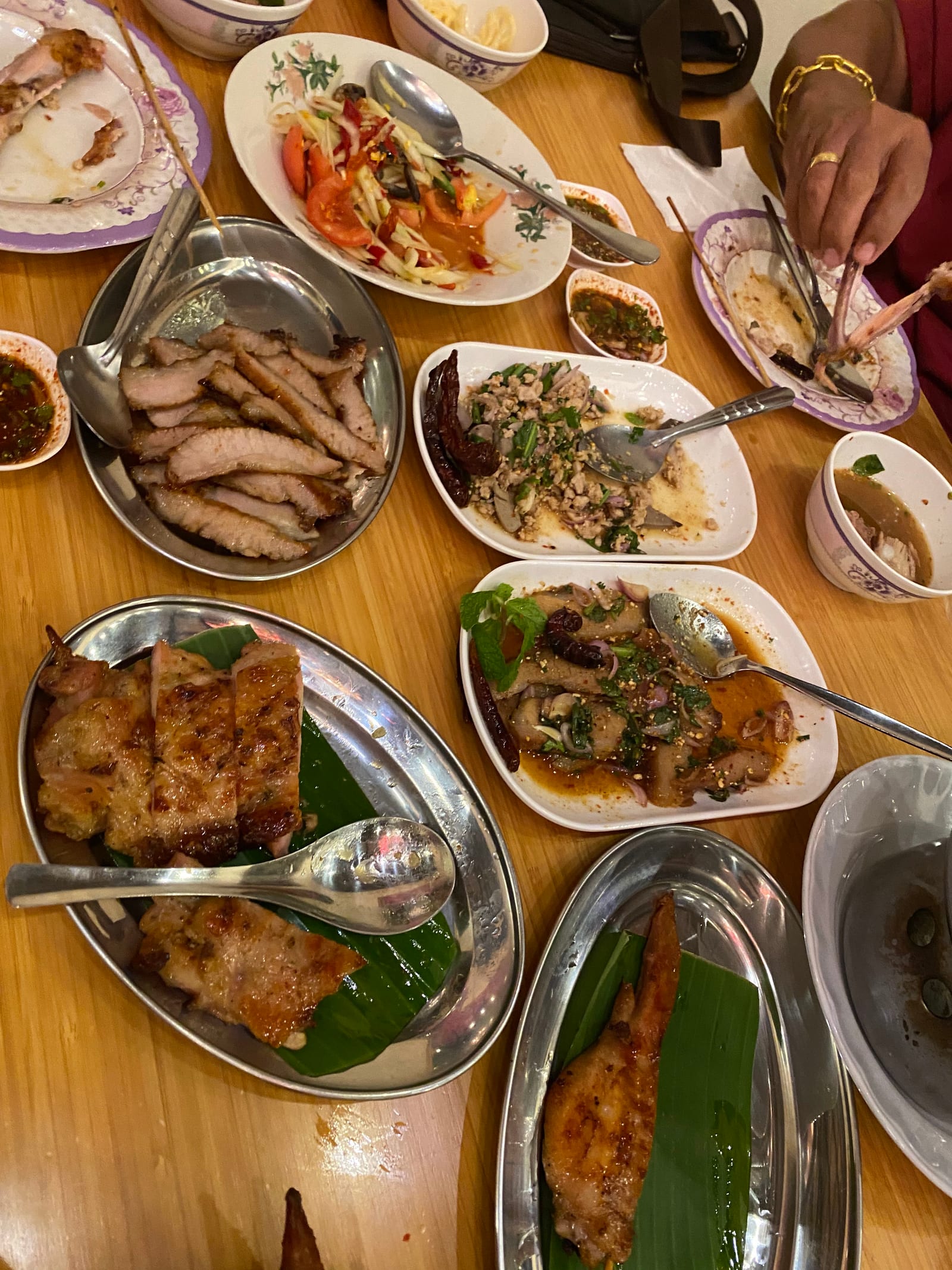เมียหม่อม อาหารอีสาน