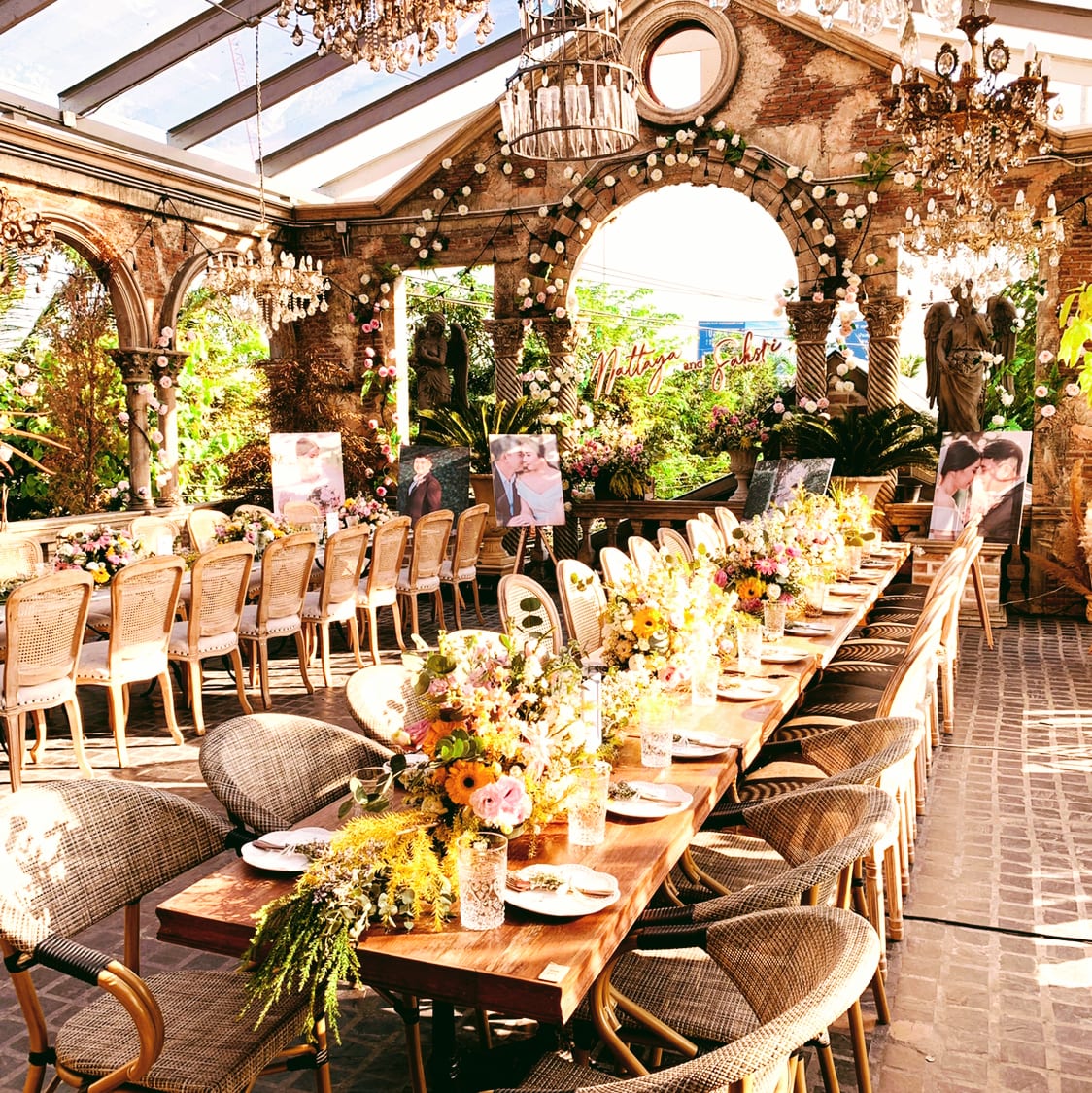 B-Story Garden Café & Restaurants
