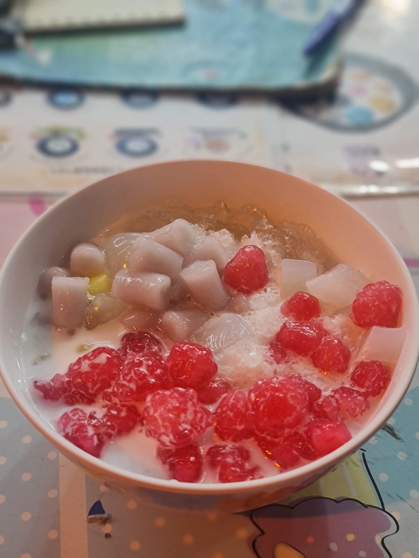 Bualoy Parinya Wongwian Yai