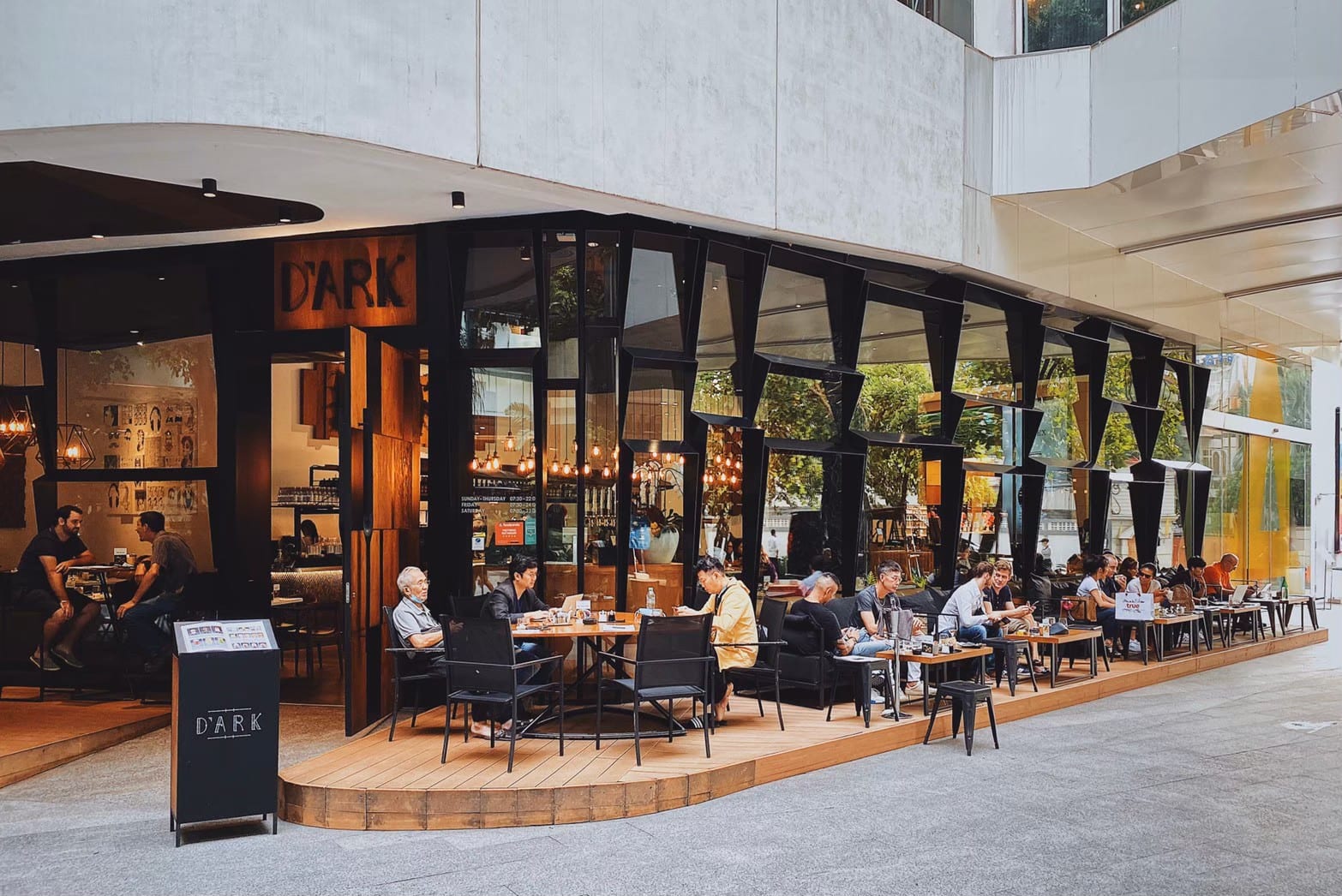 D'ARK EmQuartier