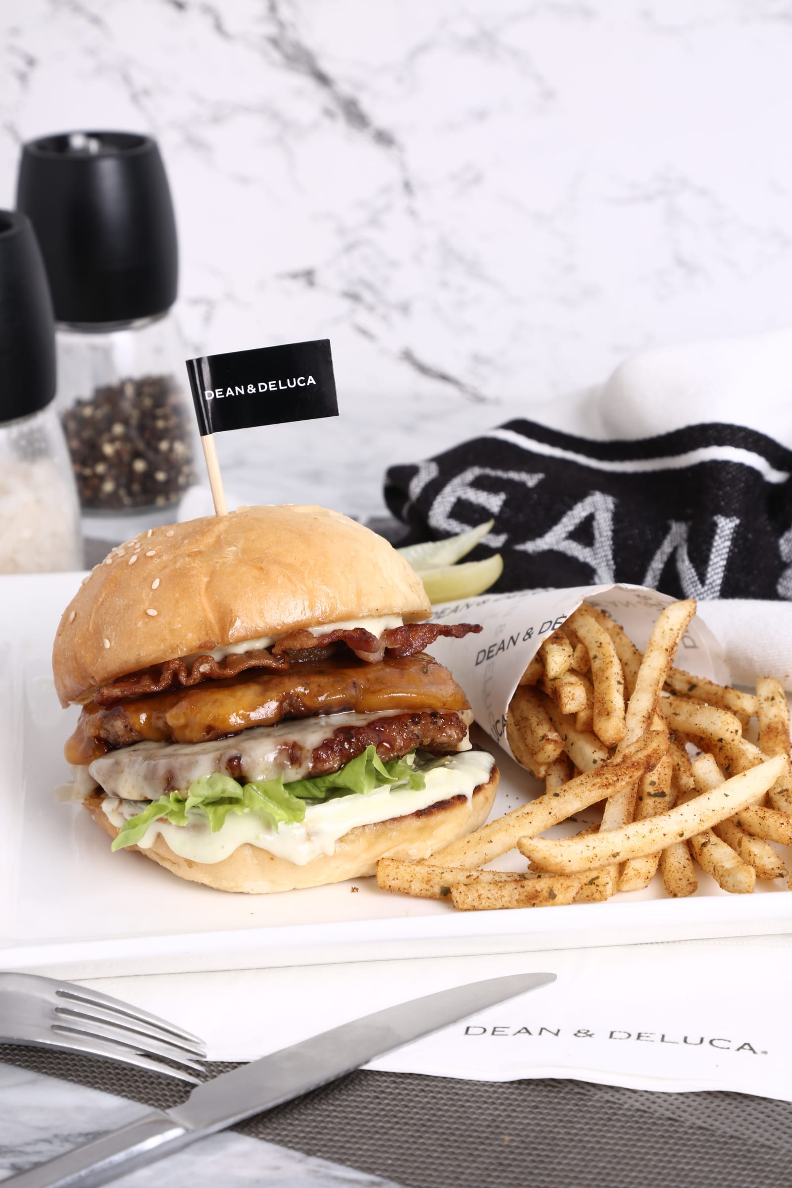 Dean & Deluca KingBridge Tower