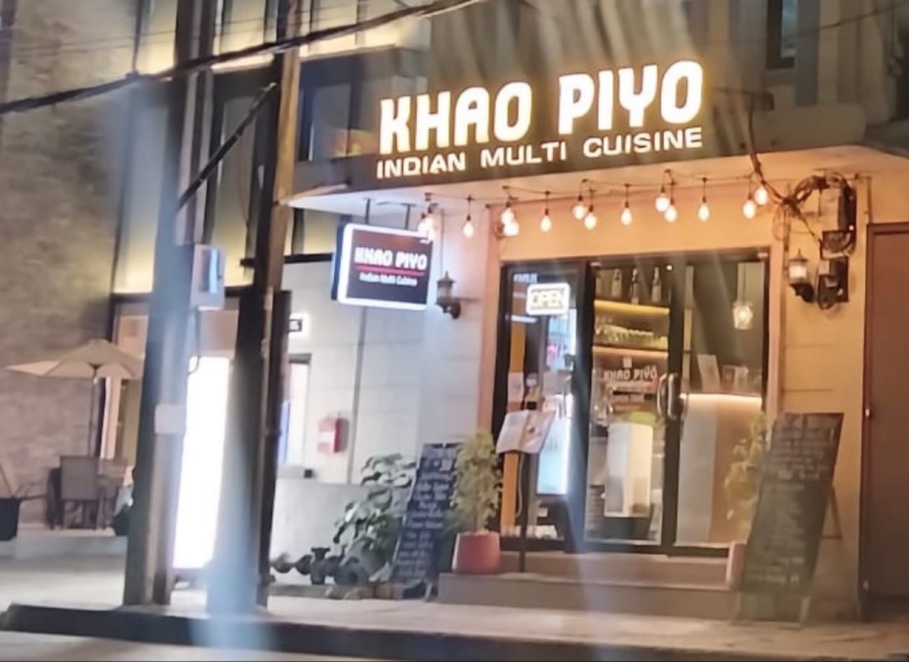 Khao Piyo Bangkok