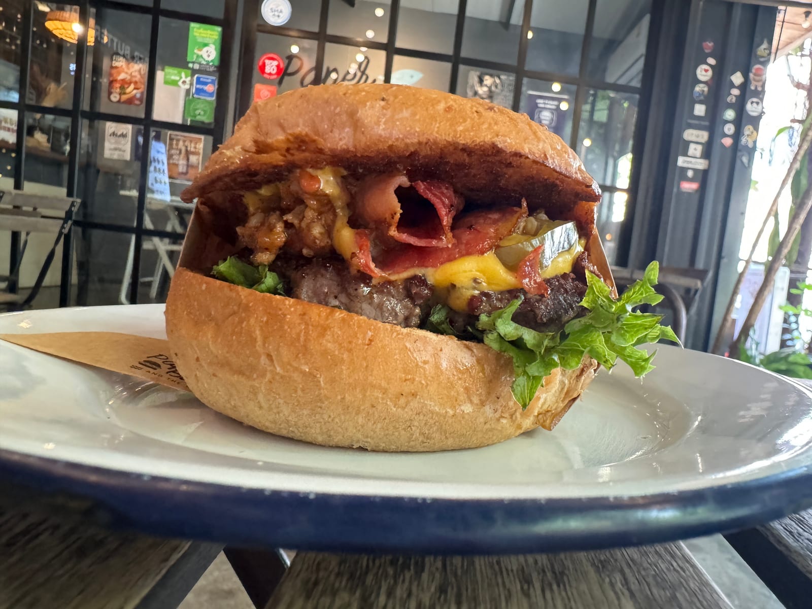 Paper Butter and the Burger