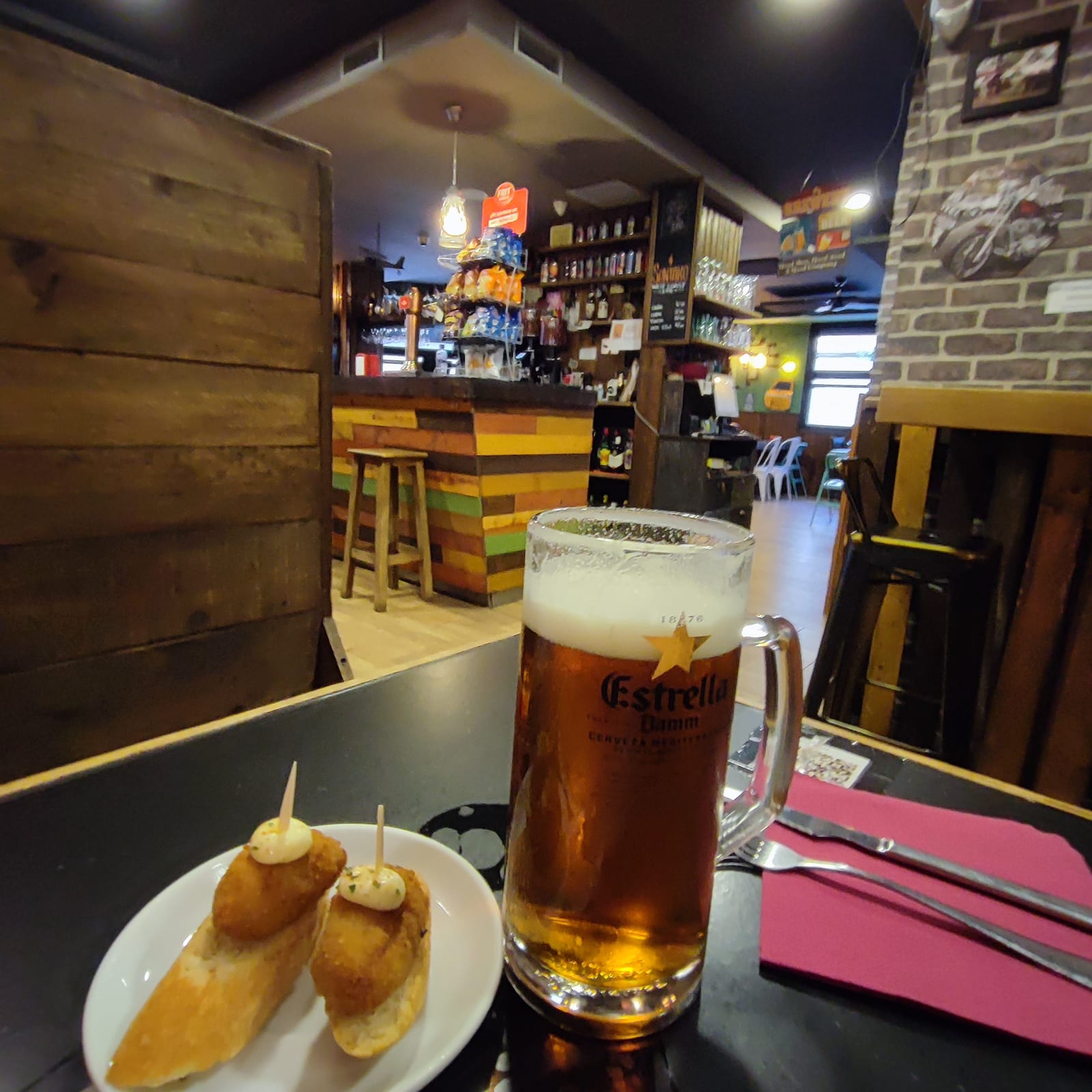 1982 Birres & Burgers