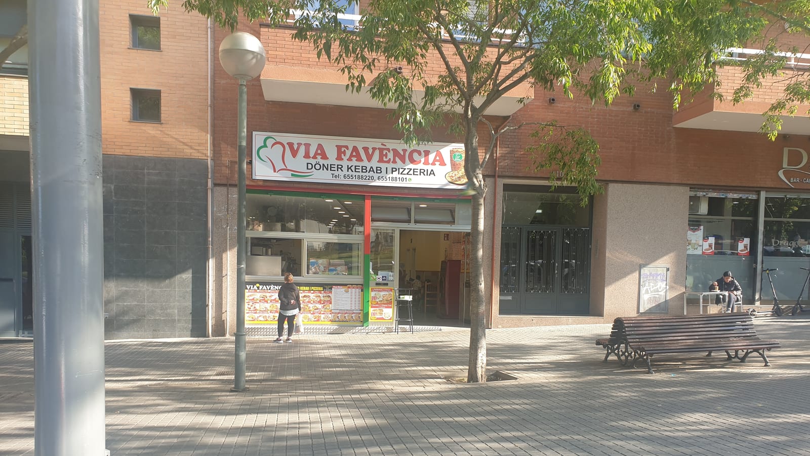 Via Favencia Doner Kebab I Pizzaria 08016