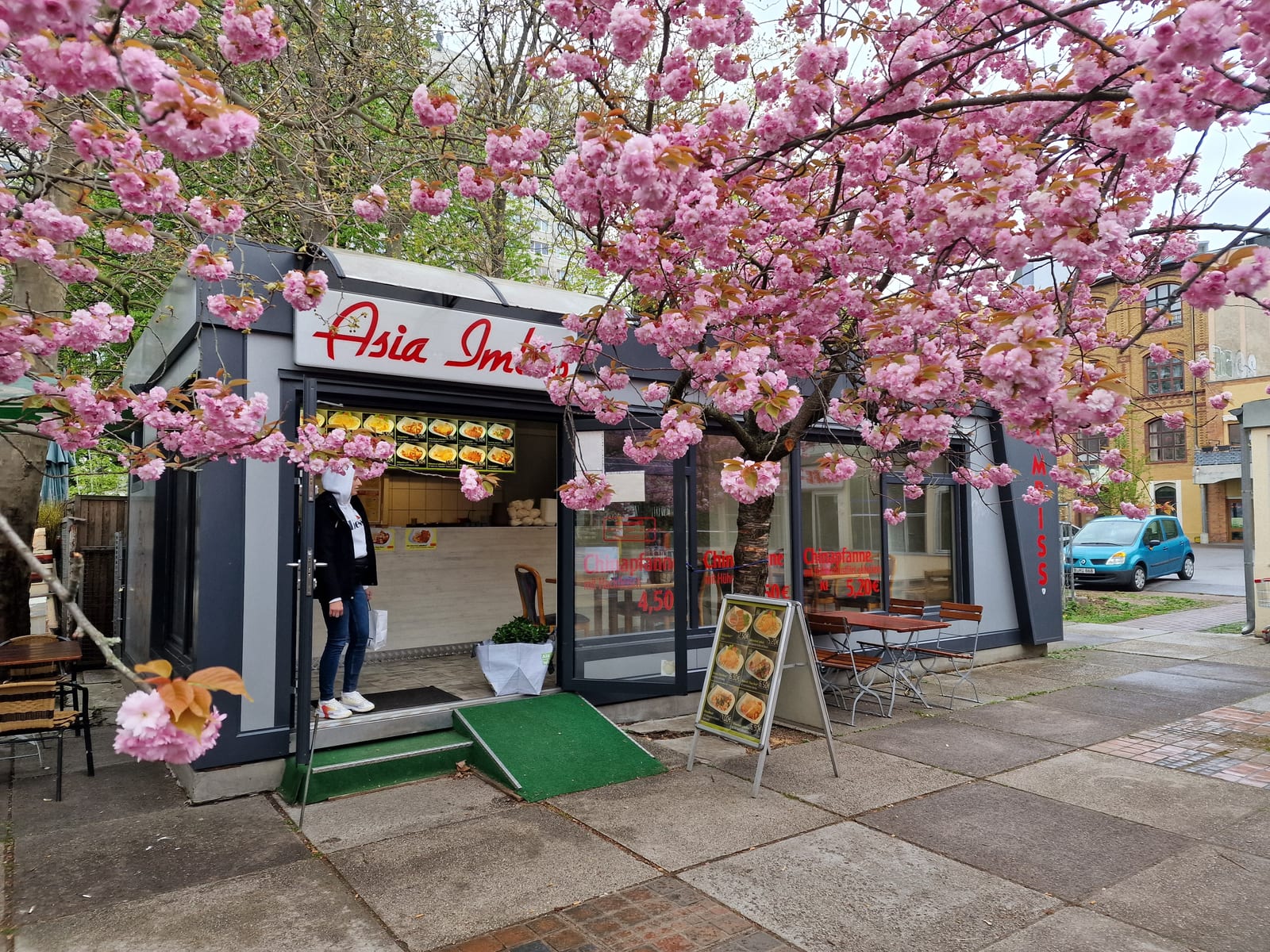Asia-Imbiss Am Anton-Saefkow-Platz