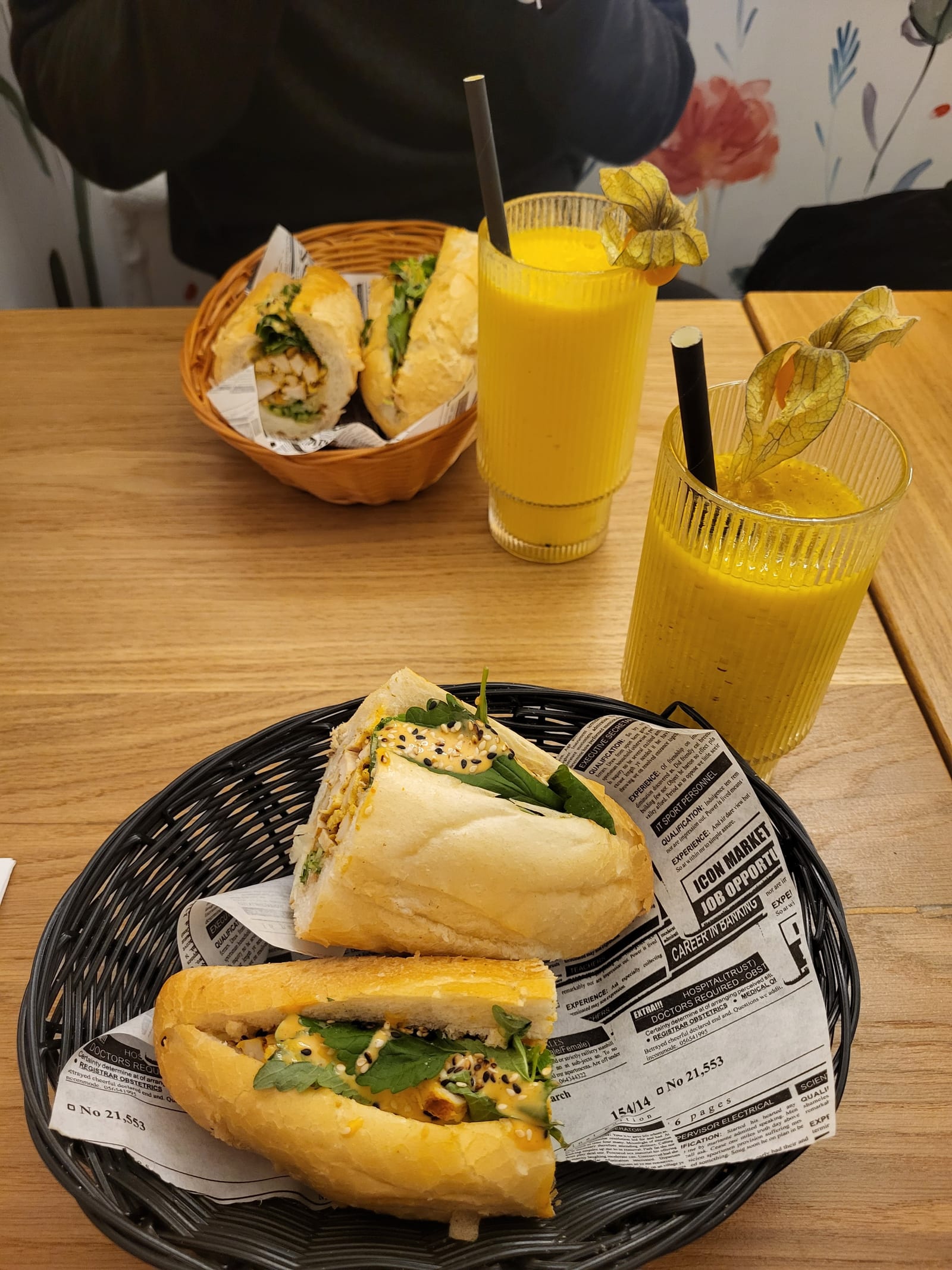 Banh Mi Nong