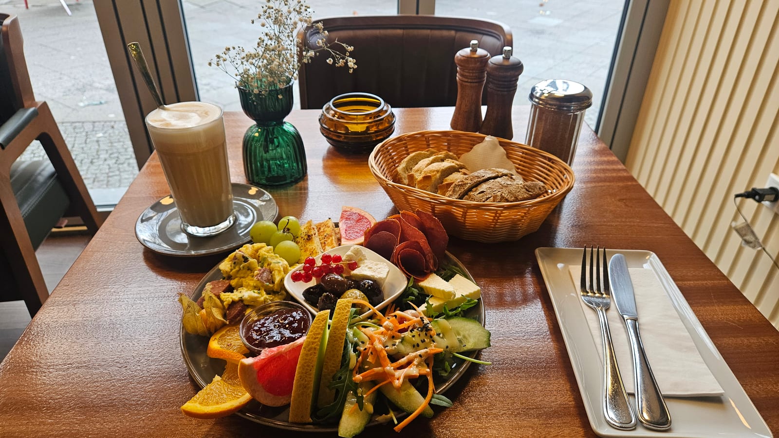 Eckstein – Café · Bar · Restaurant