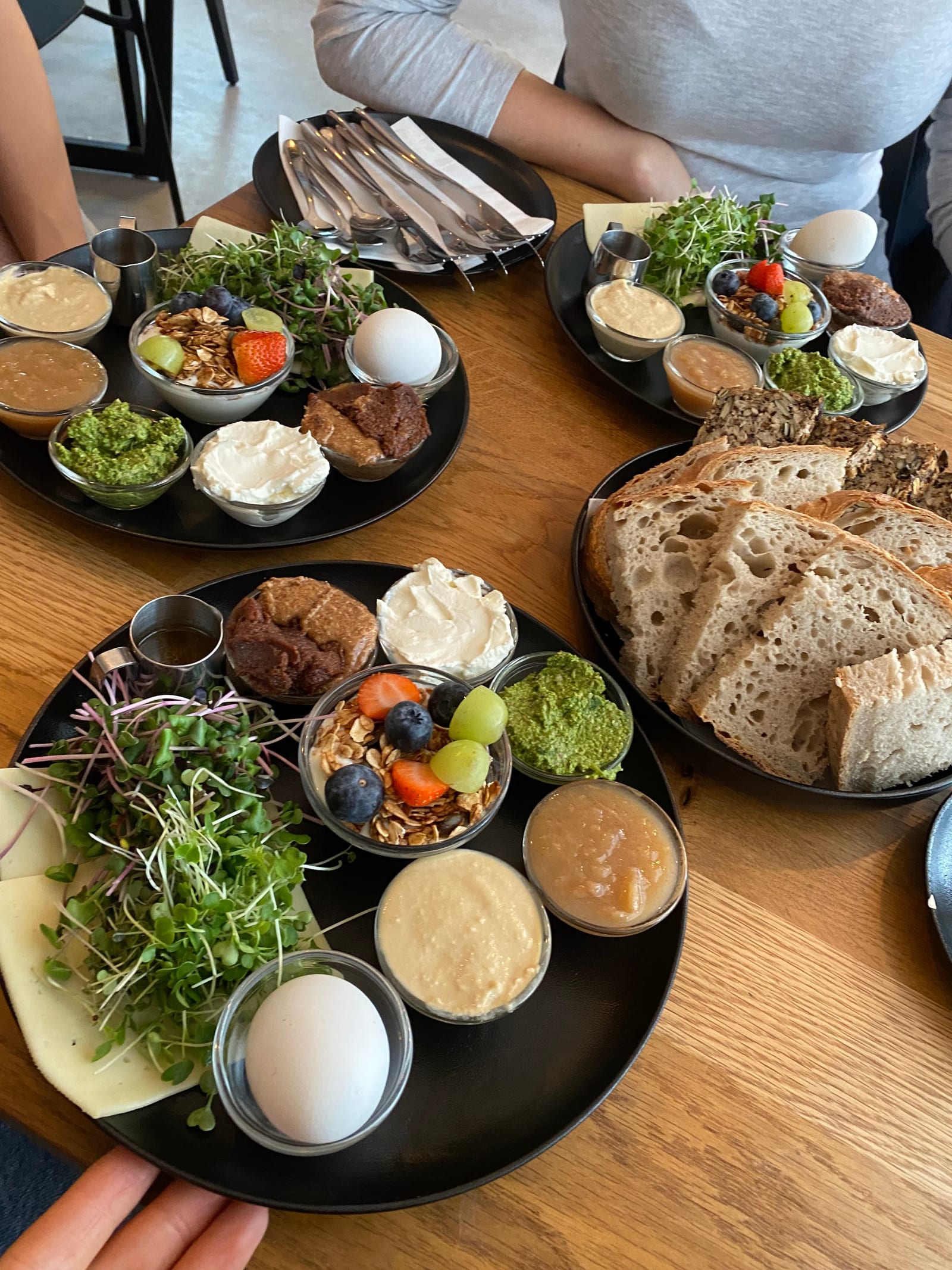 House of Greens | Café & Restaurant