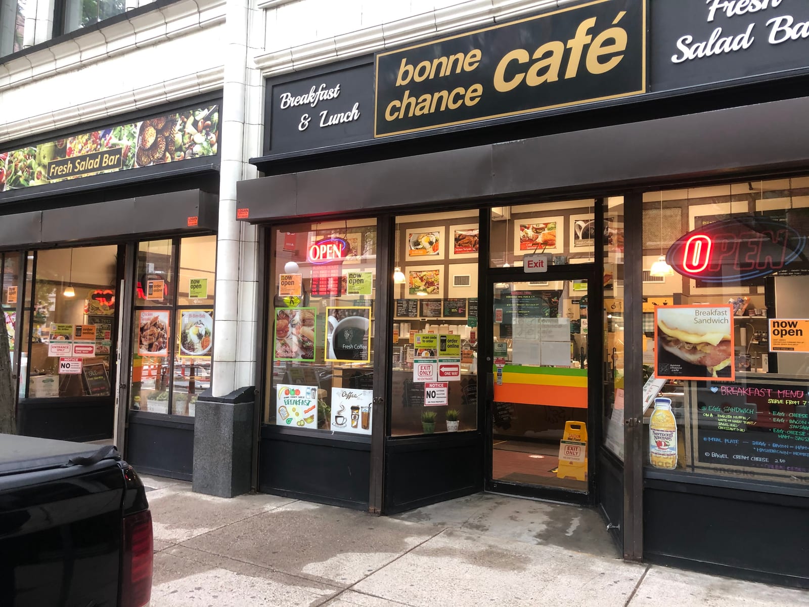 Bonne Chance Cafe