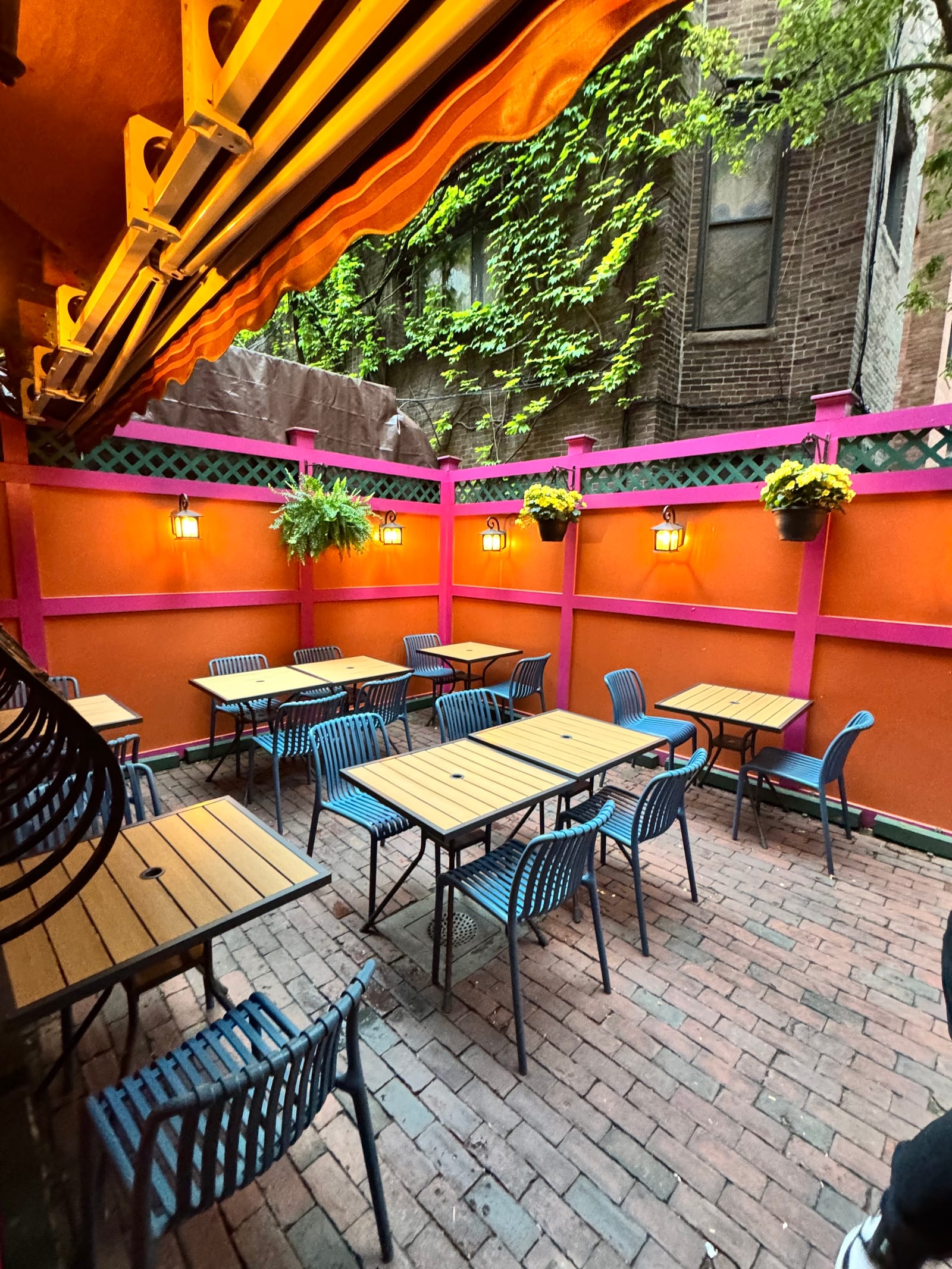 Los Alebrijes Mexican Restaurant