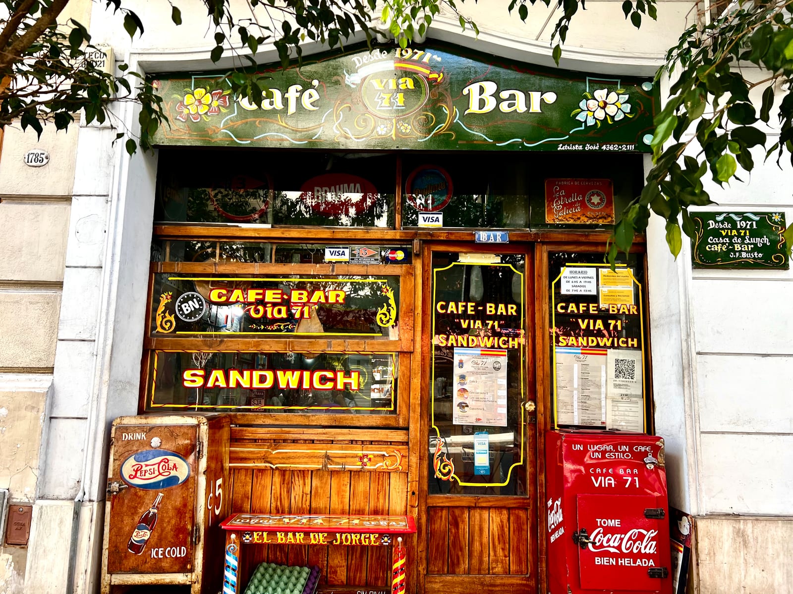 Bar Via 71