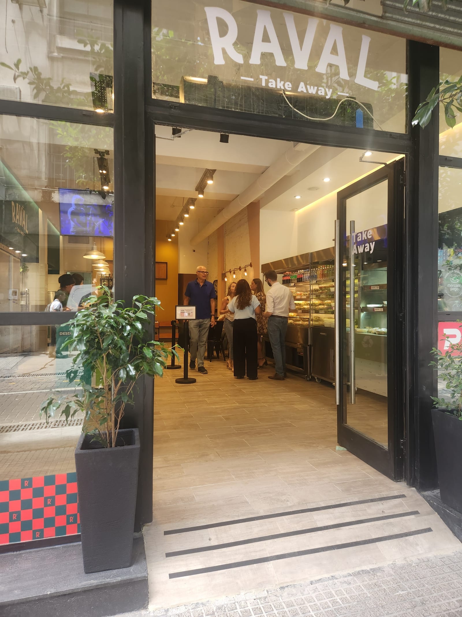 Raval Take Away