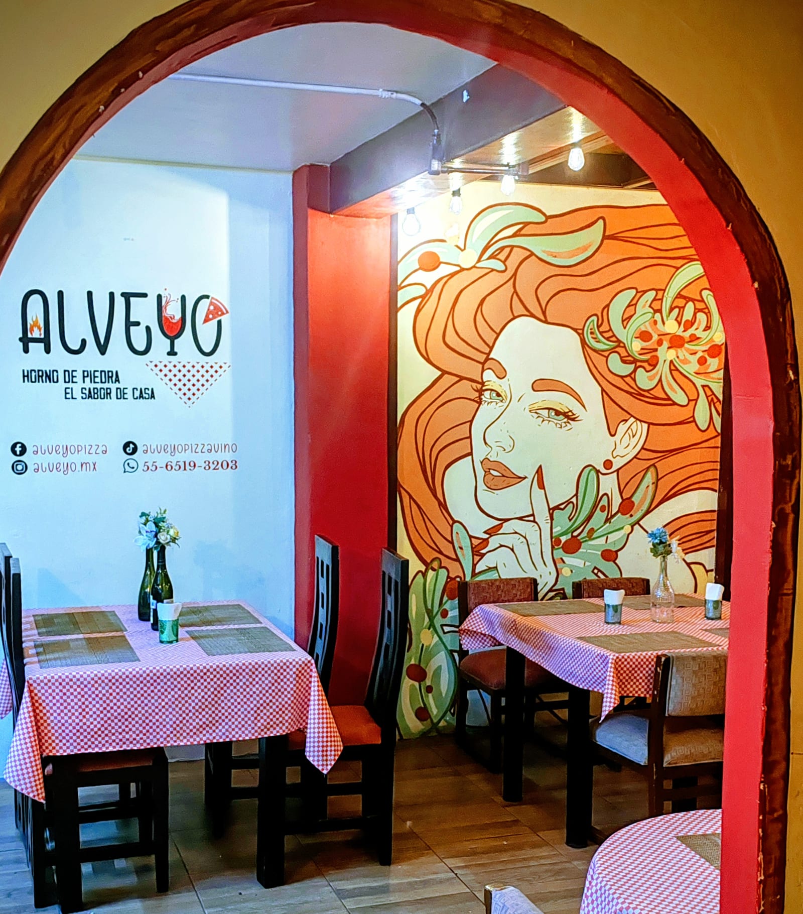 Alveyo Pizza, Vino y Café