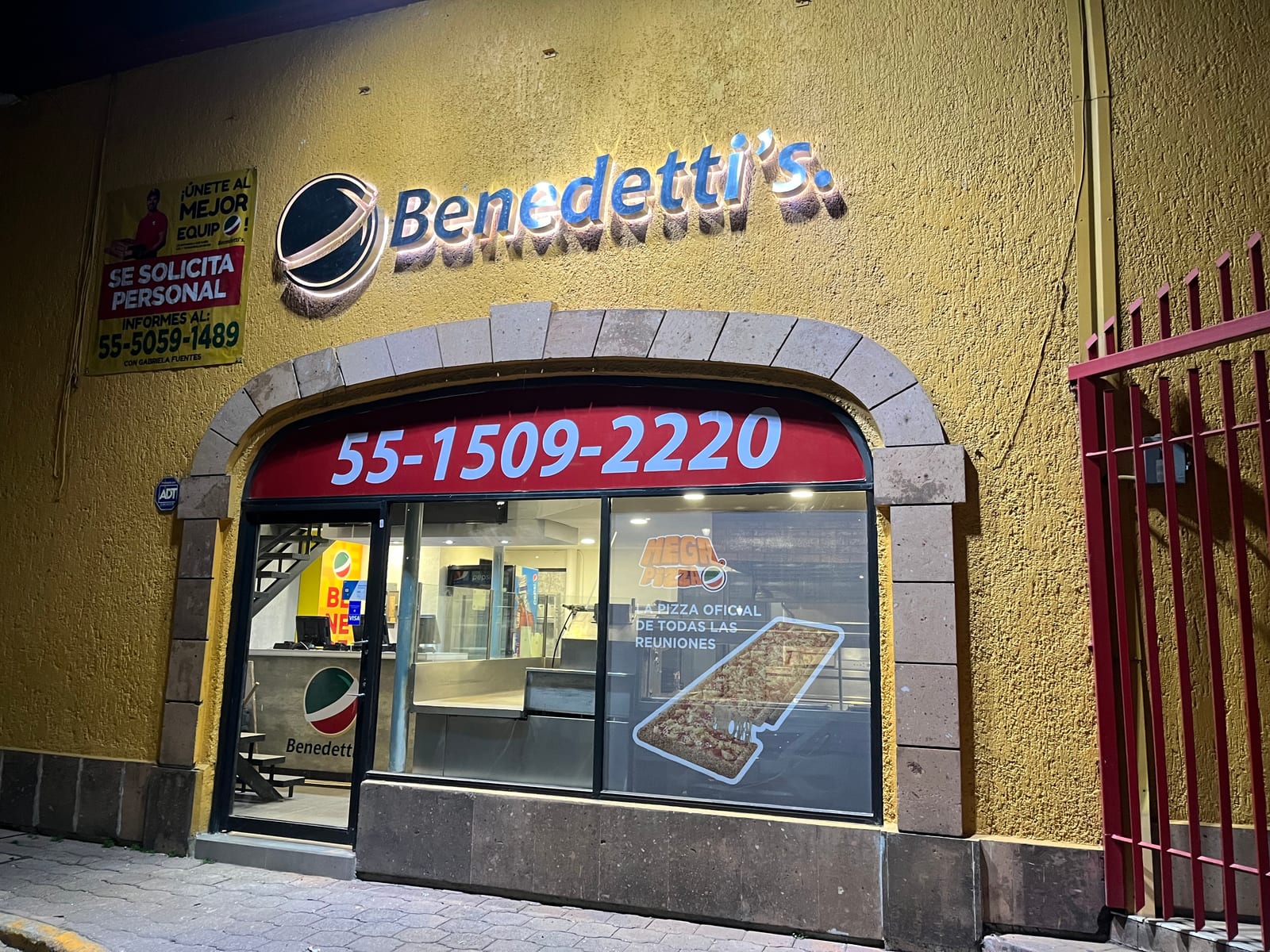Benedetti's Pizza Vaqueritos