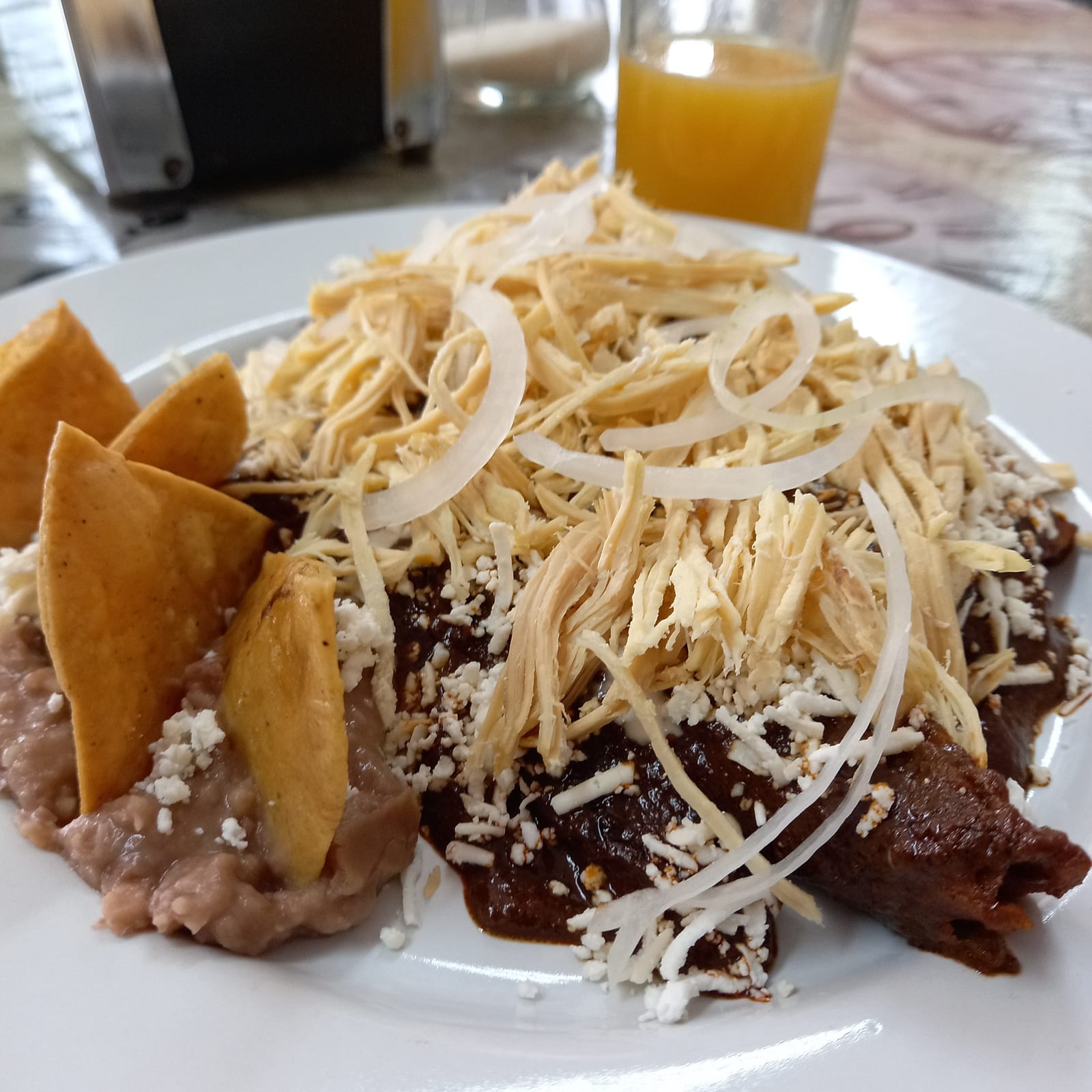 El Tradicional Buen Sazón.