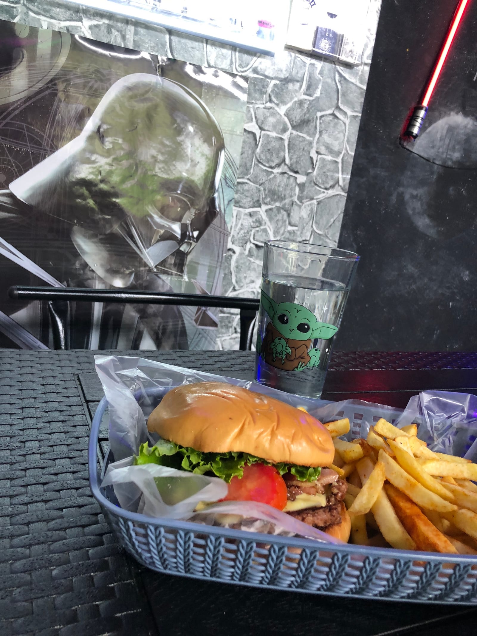 Snack & Wars