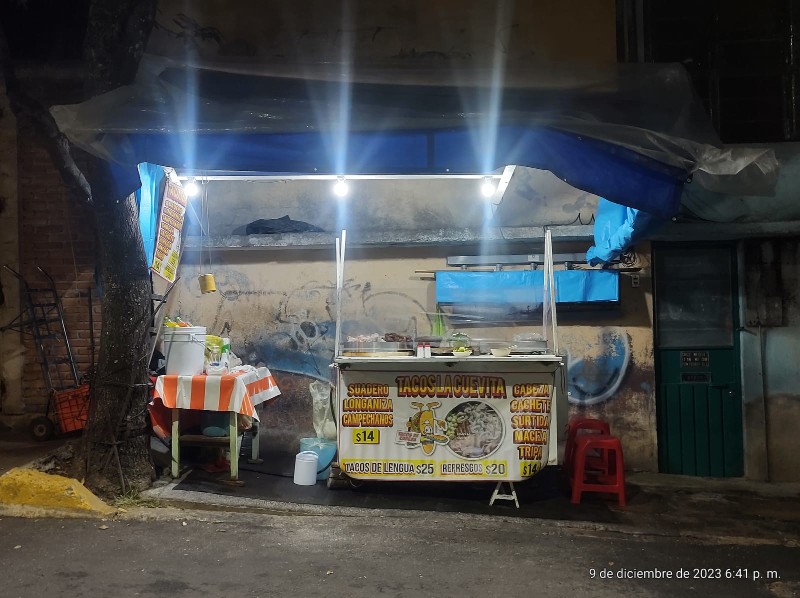 Tacos "La Cuevita"