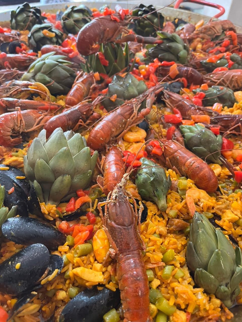 Zangue Paella Familiar