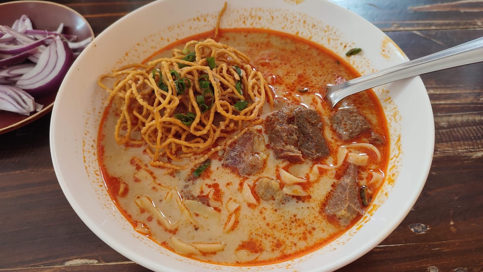 ซุปกระดูกแม่โจ้ สาขาประตูเชียงใหม่