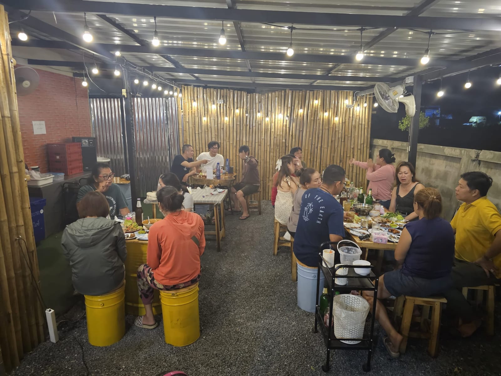 ร้านม๋วนใจ๋หนังควายจี๋