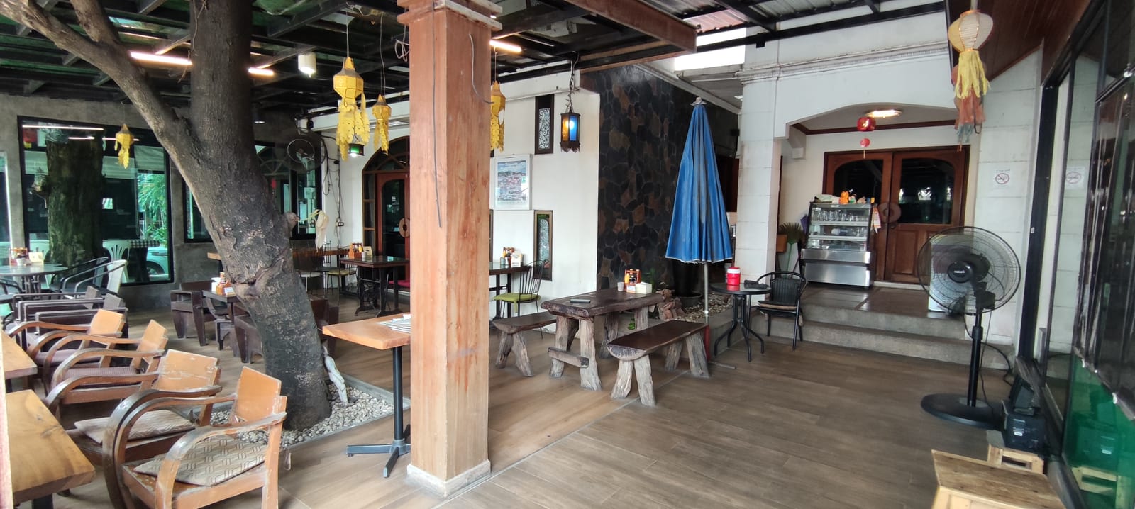 Come On Cafe & Restaurant