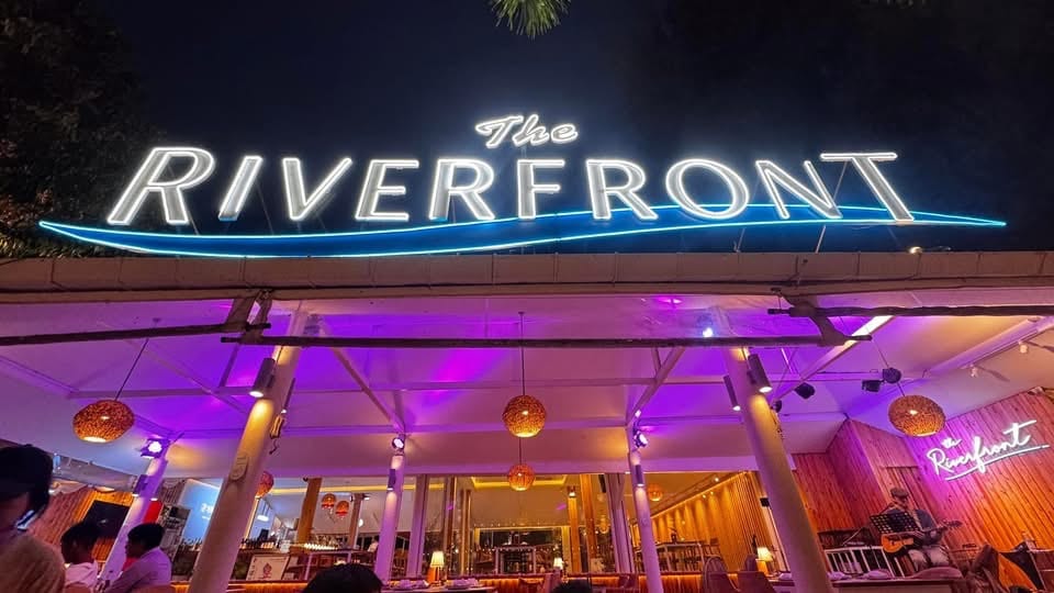 Riverfront Restaurant Chiang Mai