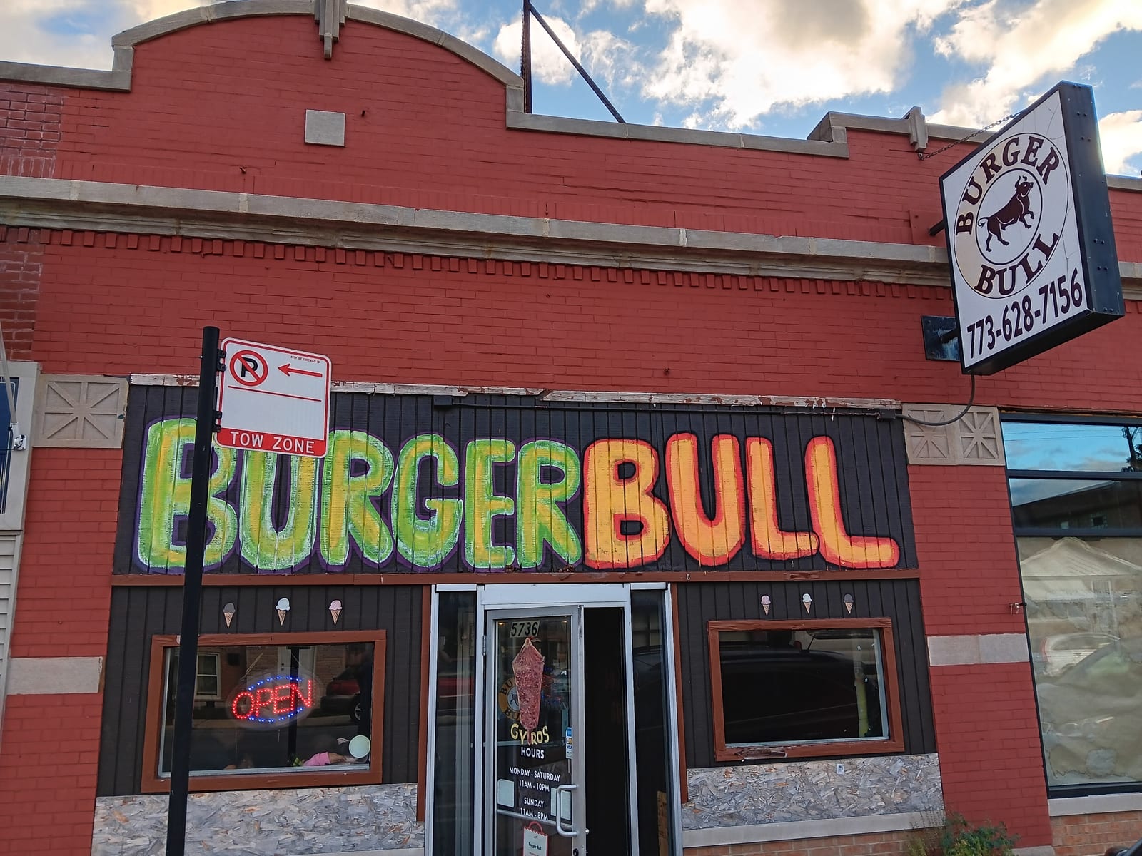 Burger Bull Restaurant
