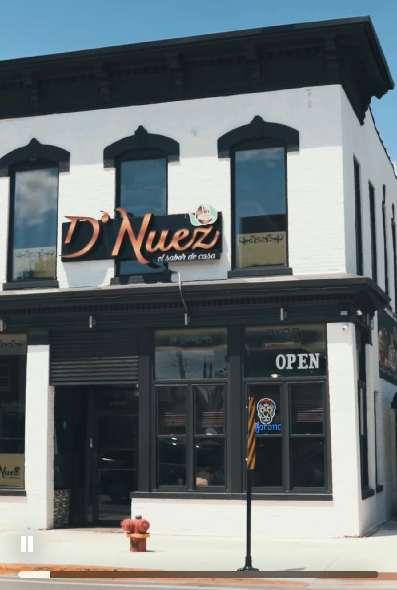 D'Nuez - Kitchen + Bar