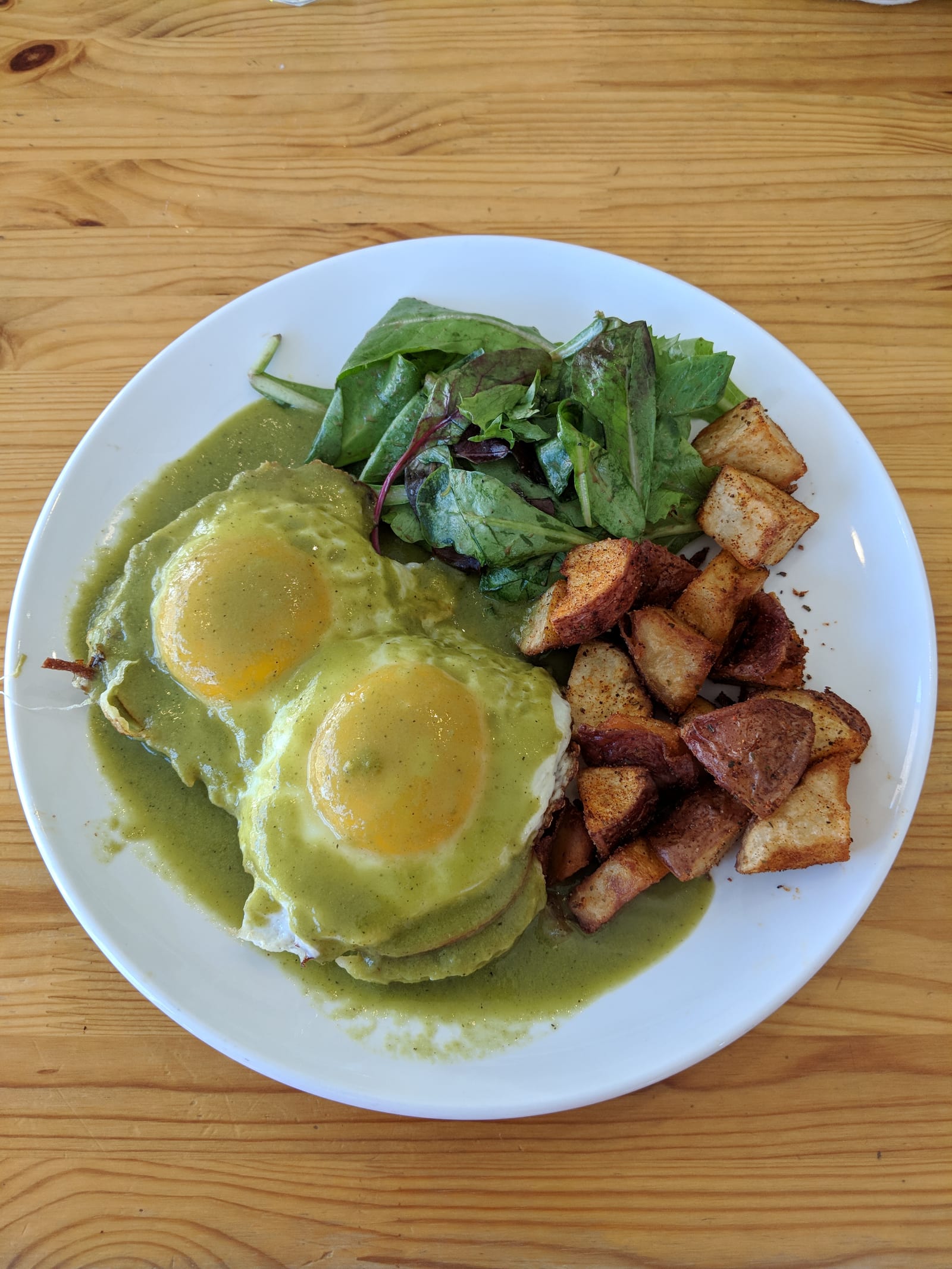 Esencia Urban Kitchen