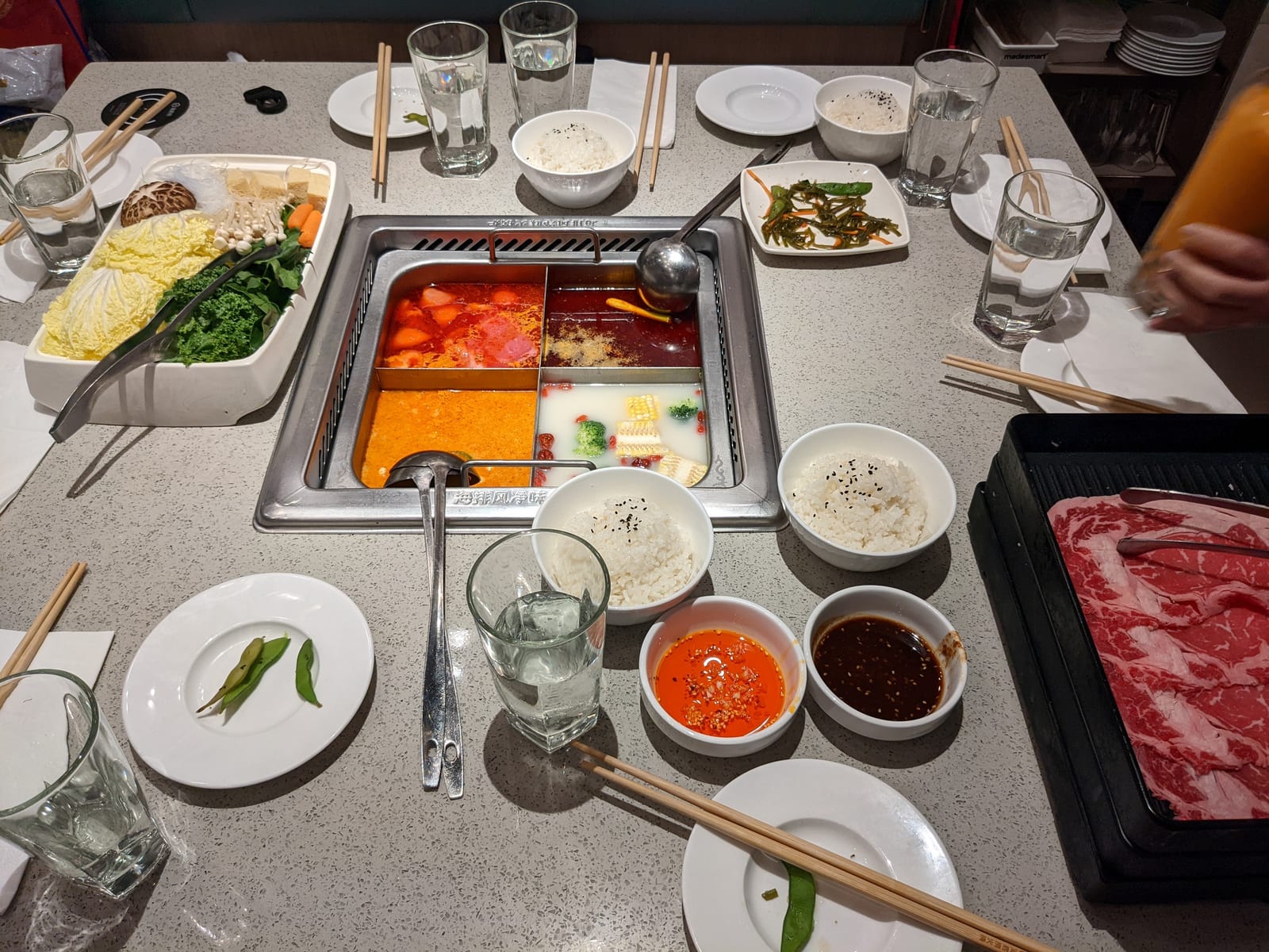 Haidilao HotPot Chicago Inc