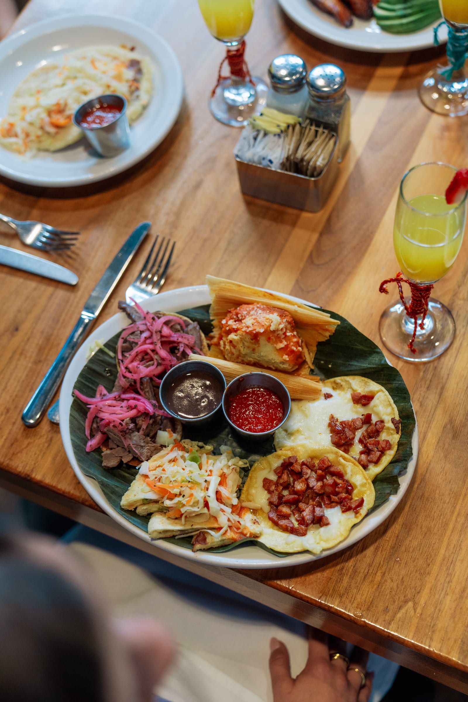 Coco Loco Restaurant, Fruteria & Neveria