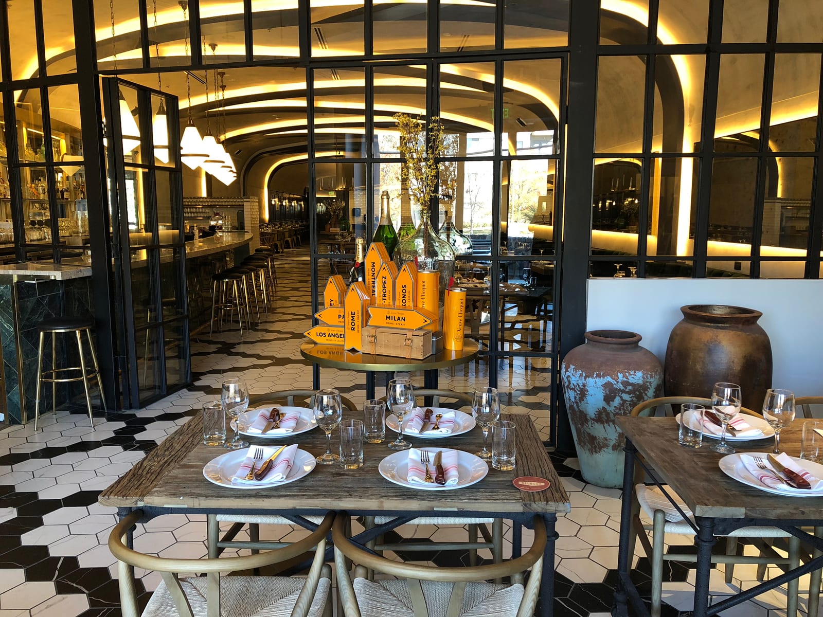 Delucca Gaucho Pizza & Wine