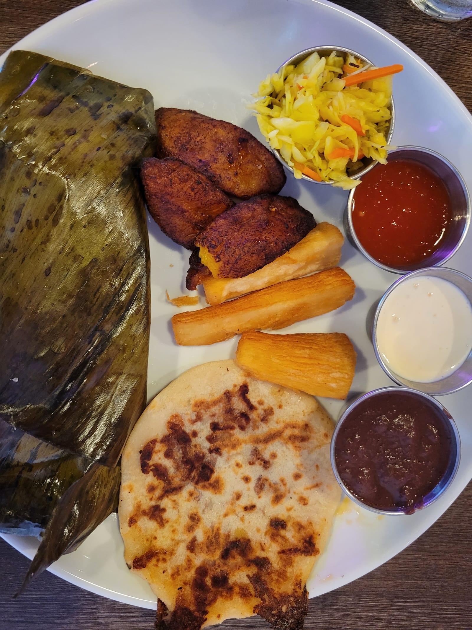 Rosi's Salvadoran Fusion Cuisine