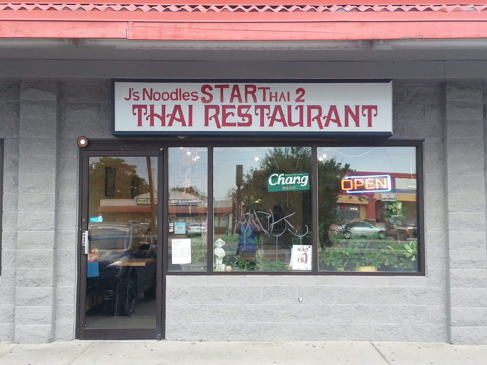 J's Noodles Star Thai