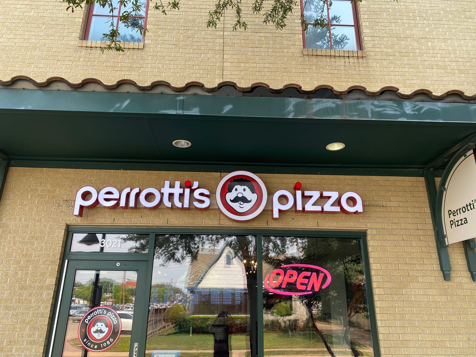 Perrotti's Pizza