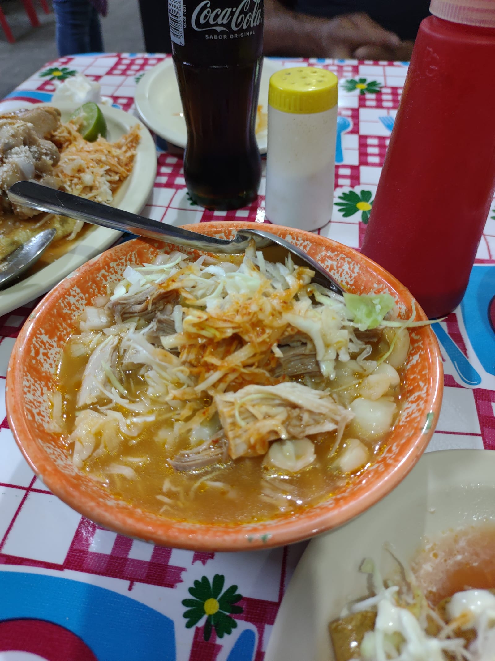 Cenaduria Tomy