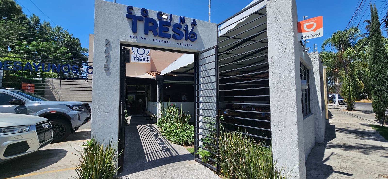 Cocina Tres16