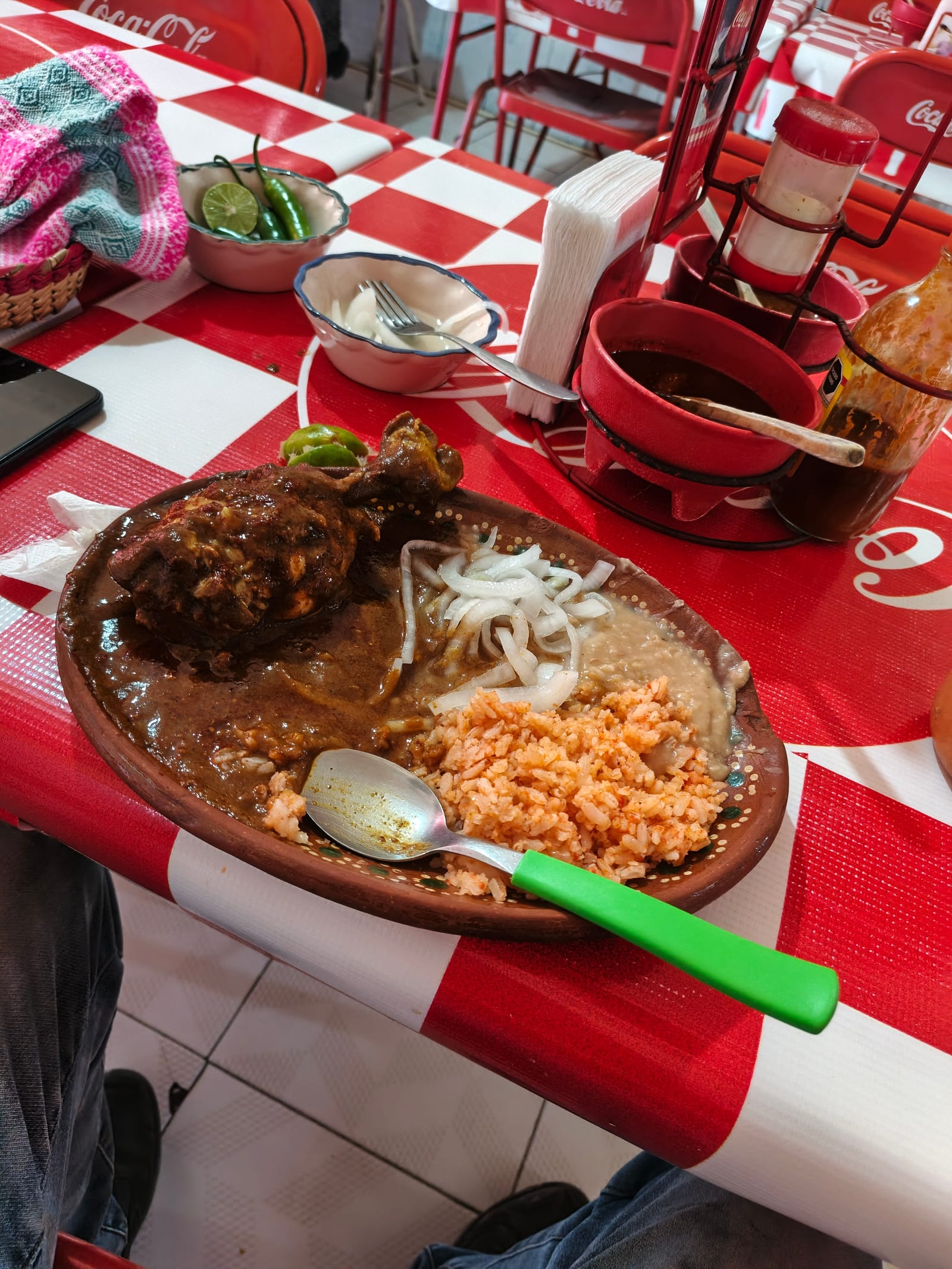 Fonda Las Comadres de Tina