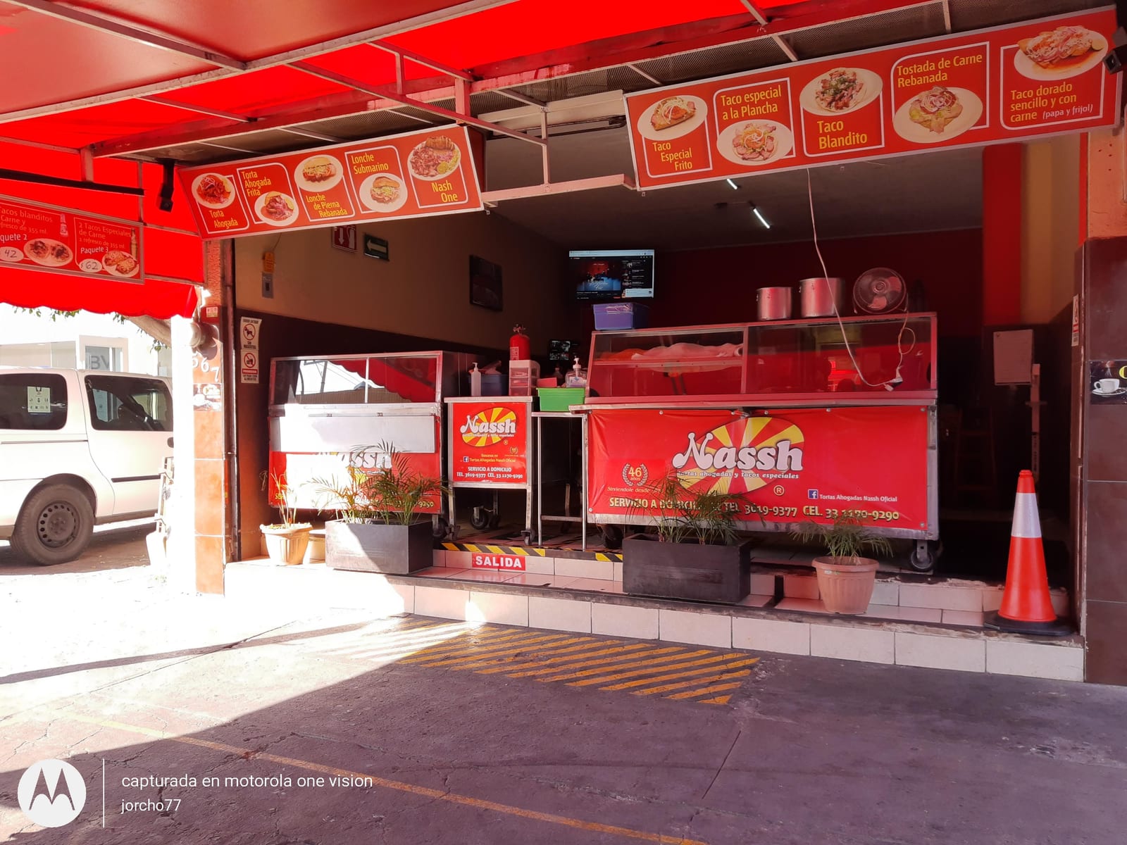 Nassh Tortas Ahogadas Y Tacos Especiales