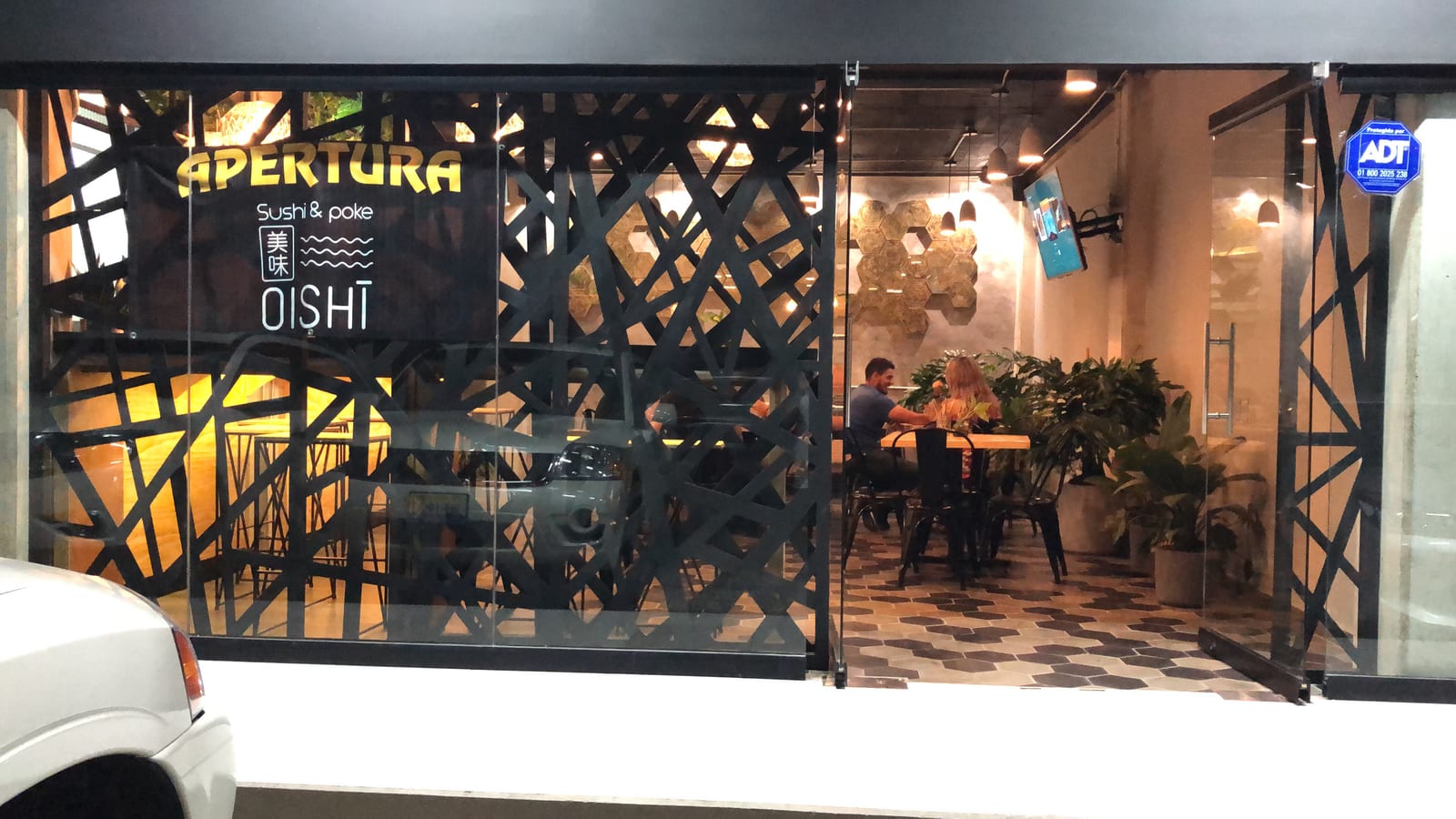 Oishi Sushi + Poke