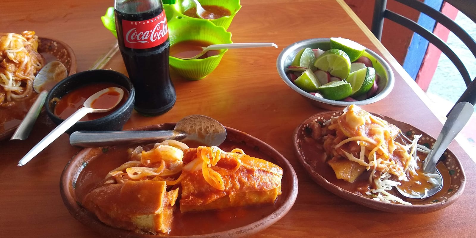 Taquería Y Tortería El Cazo