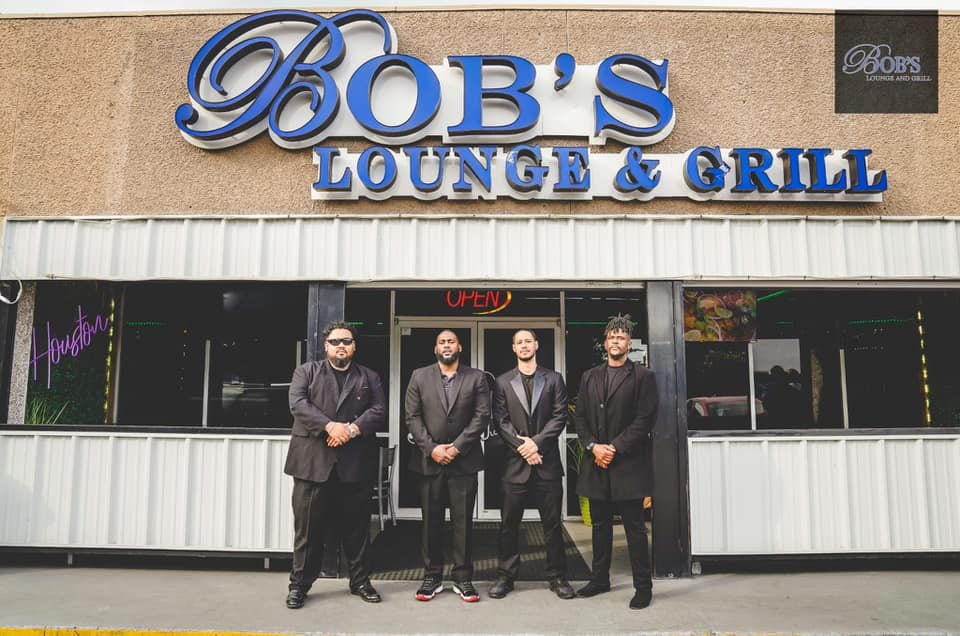 Bob's Lounge & Grill
